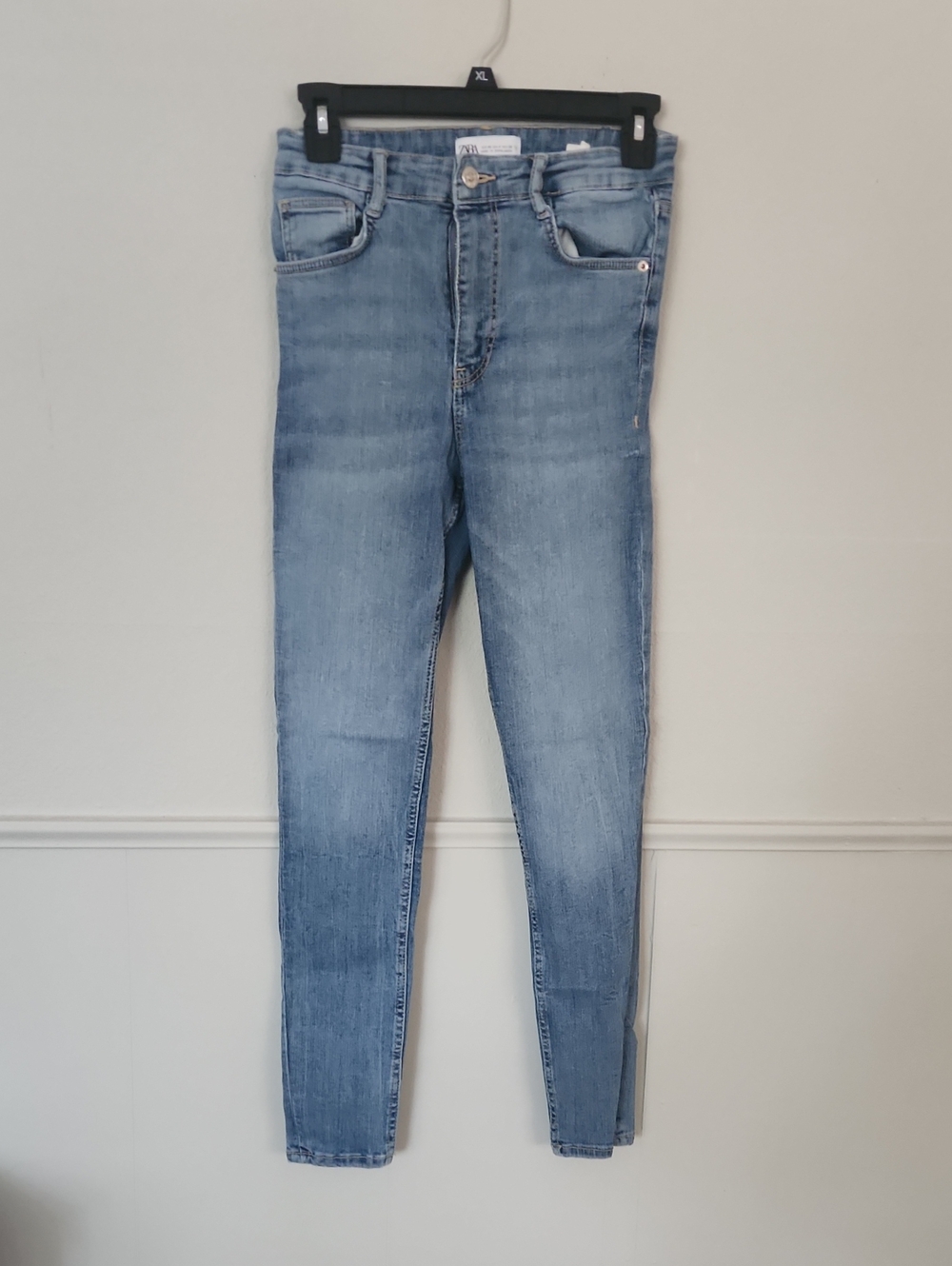 Zara Light Blue Women's Skinny Jeans